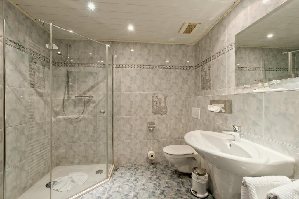 Landhotel Lohmann Langenfeld  Kamer foto