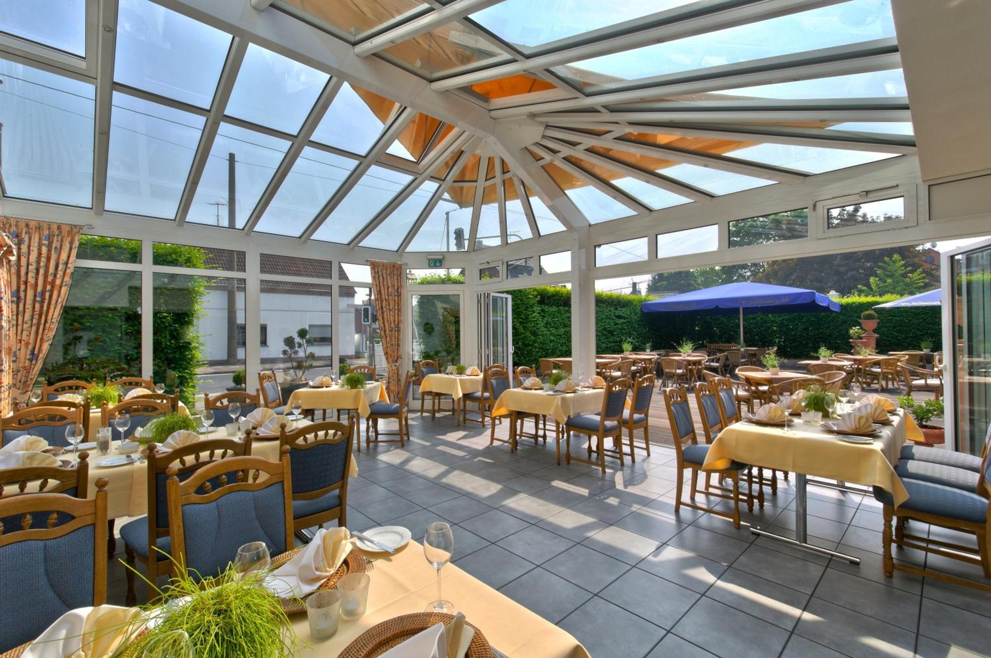 Landhotel Lohmann Langenfeld  Buitenkant foto