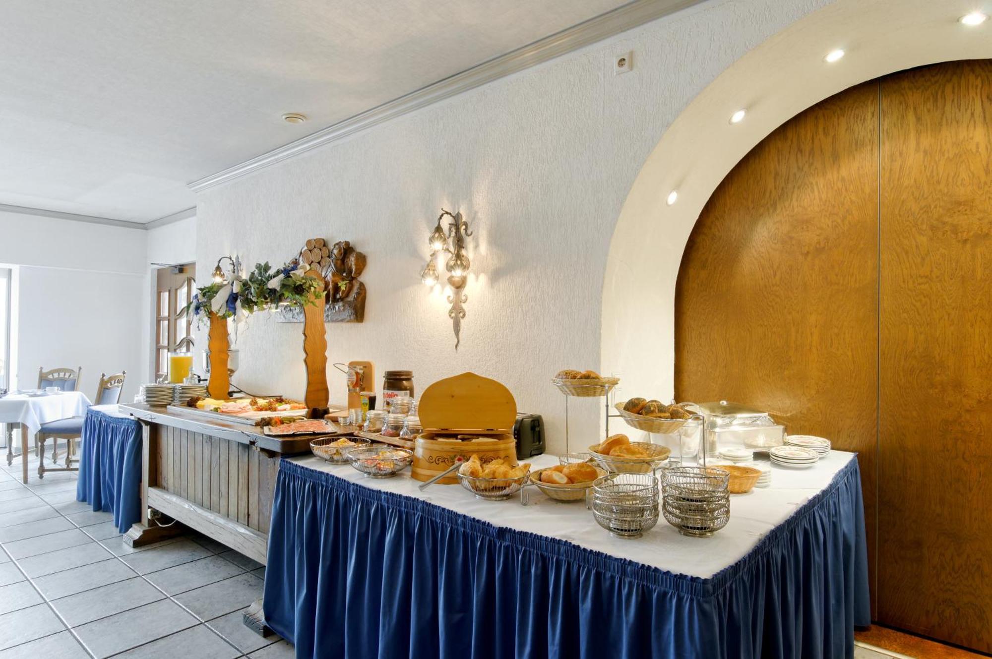 Landhotel Lohmann Langenfeld  Buitenkant foto